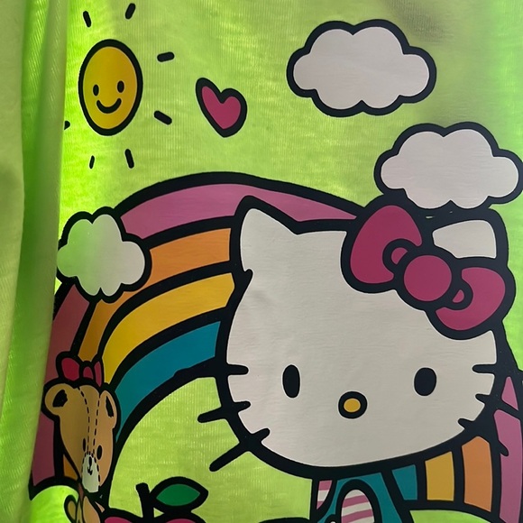Hello Kitty Top XXL Green Glow Always Be Kind - Picture 2 of 3